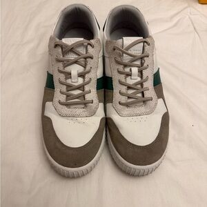 Steve Madden White, Taupe & Green Low-Top Sneakers